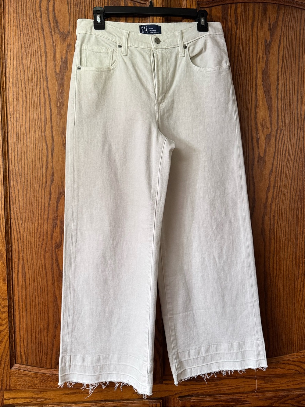 EUC Gap High-Rise Wide-Leg Crop Jeans – Size 6/28R